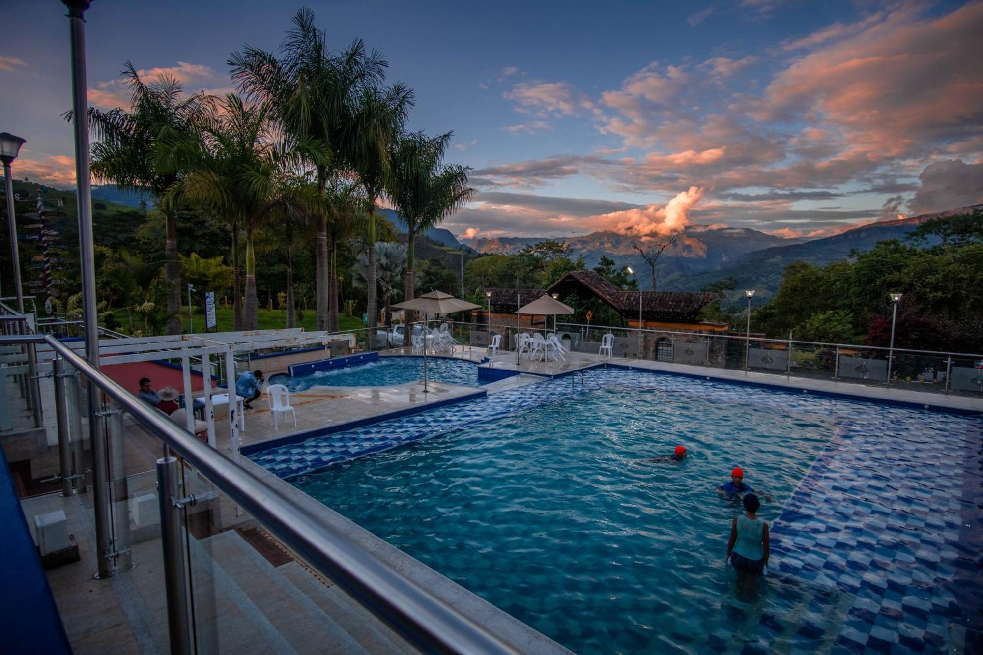 La Cabana Miraflores Экстерьер фото